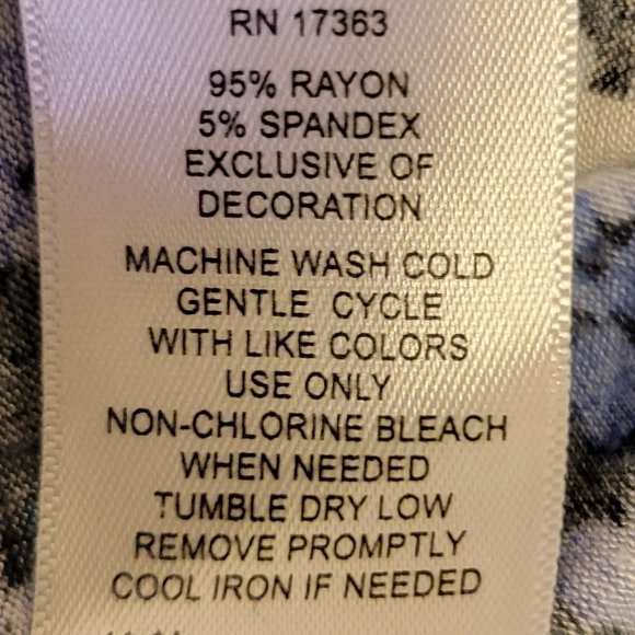 ❣️HP❣️Ellen Tracy black/blue print flutter sleeve soft chemise sleepwear sz: M - Picture 7 of 7